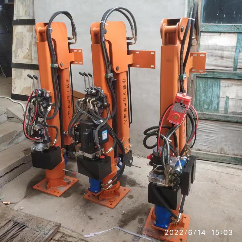 信义乡重汽蓝牌随车吊 3.2吨 国六动力强 液压驱动 农用自卸起重机